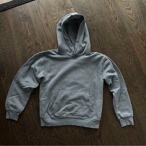 Aritzia TNA Sweatfleece Cozy Fleece Pullover Hoodie - Perfect Fit - Size M